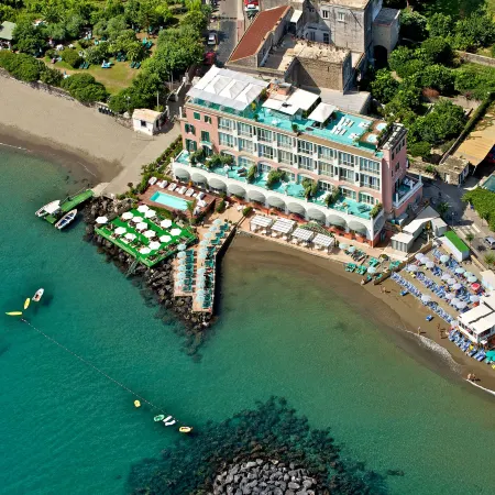 Hotel Miramare E Castello