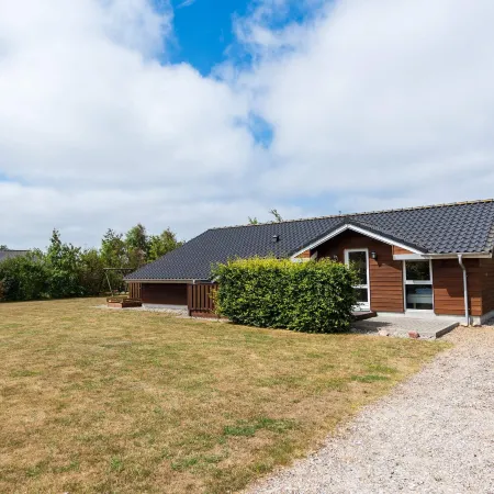 6 person holiday home in Tarm