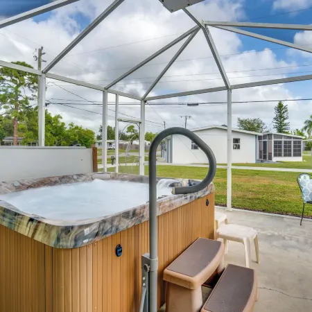 Relax in Hot Tub, Walk to Springs: North Port Home