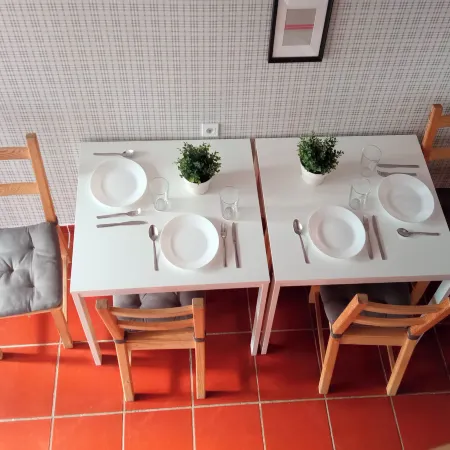Apartamentos Las Tuyas 3000