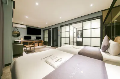 Goseong Hotel Patio Các khách sạn gần Bãi biển Bongpo