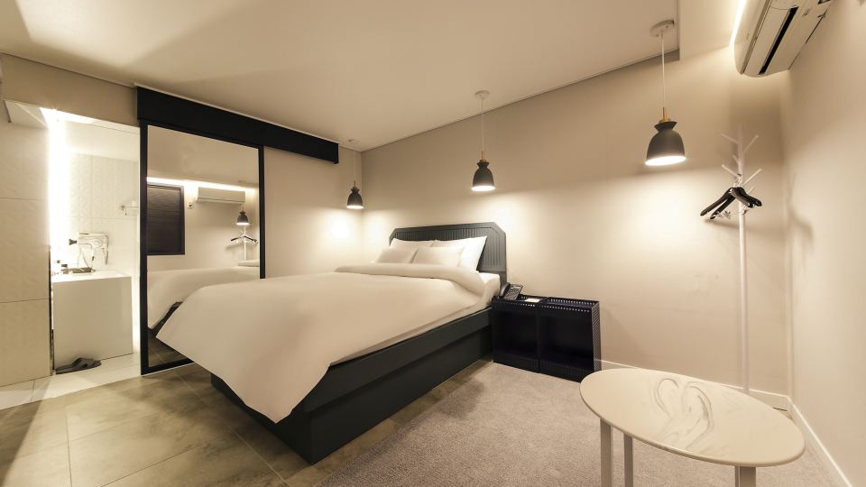 Ekklim Hotel
