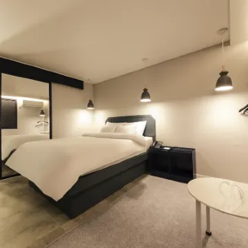 Ekklim Hotel Hotels in der Nähe von Asian Culture Complex Bell of Democracy