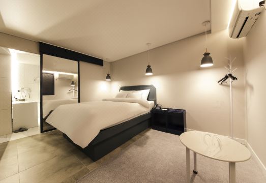 이끌림호텔 충장점