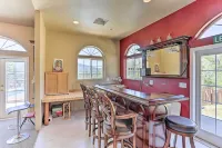 Private Pool and Game Room Family Weaverville Gem - Homestays
