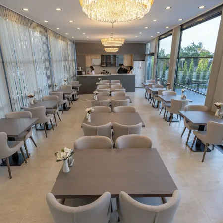 ROSSA MARIN HOTEL