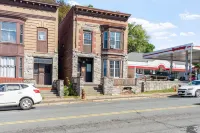 Spacious Home in Troy