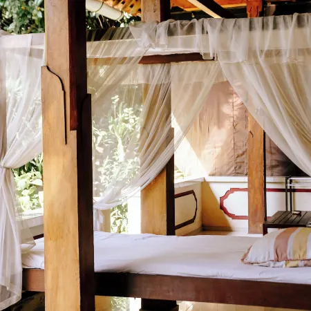 Amed Cafe & Hotel Kebun Wayan Отели рядом с достопримечательностью «Пляж Амед»
