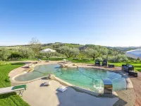 Apartment in Fermo with Heated Pool - piscina