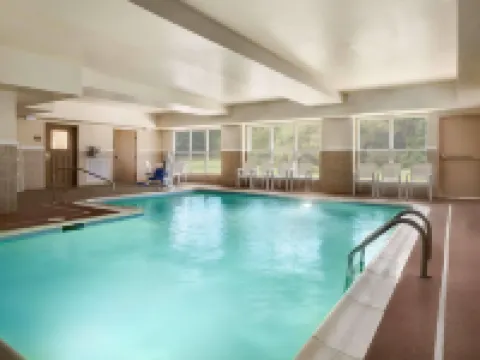 カントリー イン & スイーツ バイ ラディソン ドズウェル (キングス ドミニオン) バージニア ドスウェルのホテル