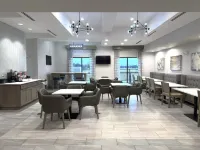 Merica Inn & Suites - parking