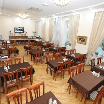 Azcot Hotel - Nizami Street Отели рядом с достопримечательностью «Площадь Фонтанов»