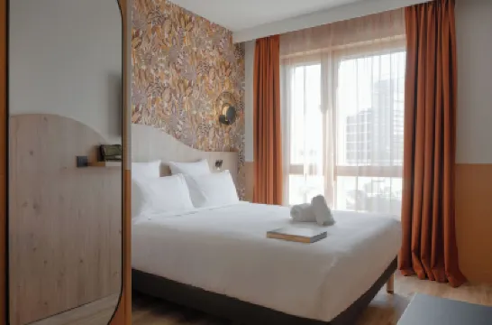 巴黎普萊耶爾島聖丹尼全套房酒店 酒店