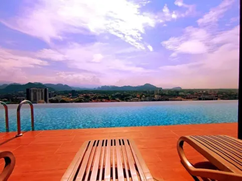 The Horizon Ipoh Skyline by Grab A Stay