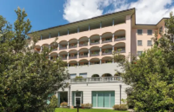 金色山丘度假村與水療酒店（星級酒店系列） 酒店