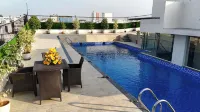 Visthara Elite - Kolam Renang