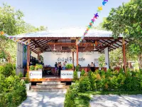 Onederz Koh Rong Hotels near Long Set Beach