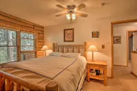 5 Mi to Hiking: Custom Cabin w/ Deck in Arnold! - balcony