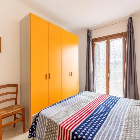 Apartment with Air Conditioning and Sea Views