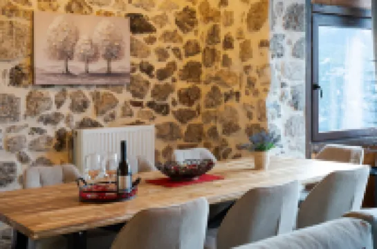 Parnassus Woodstone Chalets- N1- N2- N3