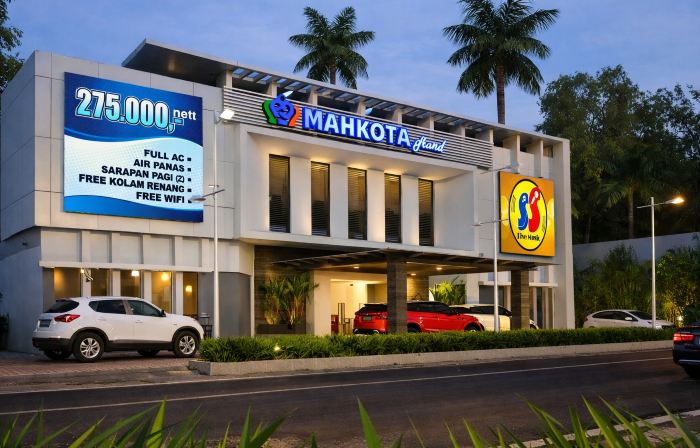 Mahkota Hotel