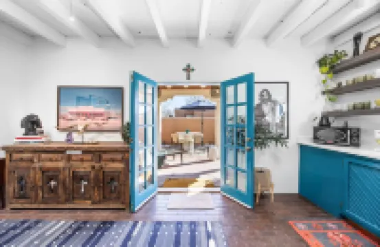 Downtown 100 Year Old Adobe - Walk to the Santa Fe Plaza & Railyard District