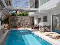 Angela Suites Boutique Hotel - Swimmingpools