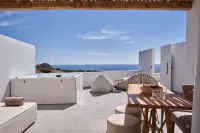 米洛斯阿莫尼套房 - 海景