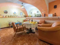 House Maya Hotels in Grizane