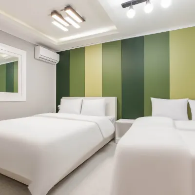 Social Stay Hotels near Nam-gu