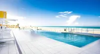 Daytona Grande Oceanfront Resort - Beach