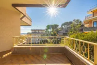 Sun & Sea Homes by Wonderful Italy - Condos