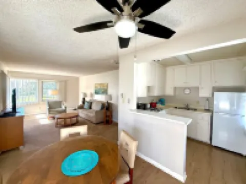 La Jolla Riviera Inn