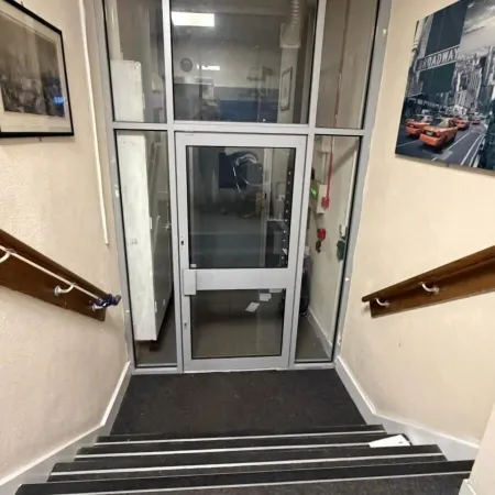 OYO Royal Lodge Maidstone Отели рядом с достопримечательностью «Бренчли Гарденс»