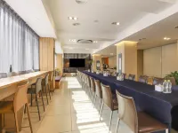 Dongdaegu Station Eastern Hotel Hotel di Daegu