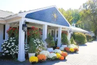 Scenic Vista Inn - Inns