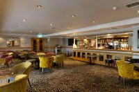 Glynhill Hotel & Spa Near Glasgow Airport - bar