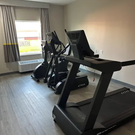Super 8 by Wyndham Baytown