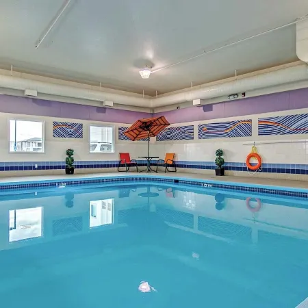 Motel 6 Saskatoon, SK