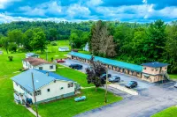 Cadiz Motel by OYO on route 250 - Motels