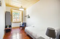 GuestReady - Classical Portuguese Style Family Apt in Bohomeain Alfama - Bungalows