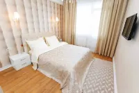 Park & Lake Skyline 1BD flat