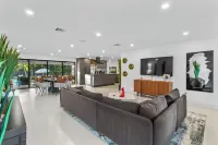 Villa Platinum by Glam Homes
