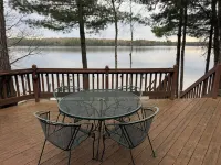 Lakefront Hemlock house on 3 acres, 5-Bdrm retreat on private lake, near casino