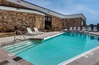 Comfort Inn & Suites Near Danville Mall