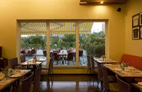 Lemon Tree Hotel Hinjewadi Pune - breakfast
