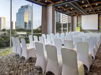 Ibis Styles Jakarta Simatupang Hotels near Shisha Cafe
