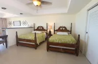 The Crown House Hotel