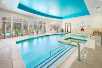 Courtyard Houma - piscine