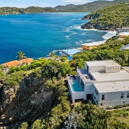Beautiful SeaCrown Estate-Oceanfront- 4Br 4.5BA with Pool